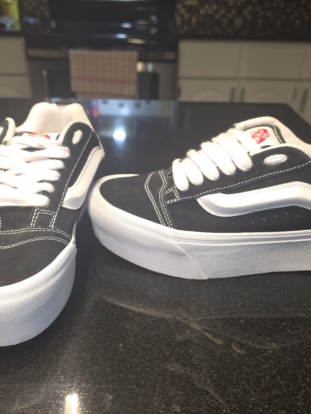 Vans Knu Skool Shoe - Black with Sepia Rose Pink - Picture 3 of 7